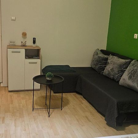 Zizi Apartman Дебрецен Екстер'єр фото