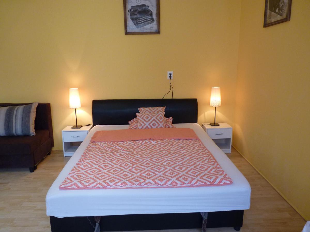Zizi Apartman Дебрецен Екстер'єр фото